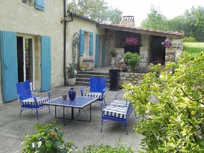 Hotel Domaine De Puycarpin Belvès-de-Castillon Exterior foto